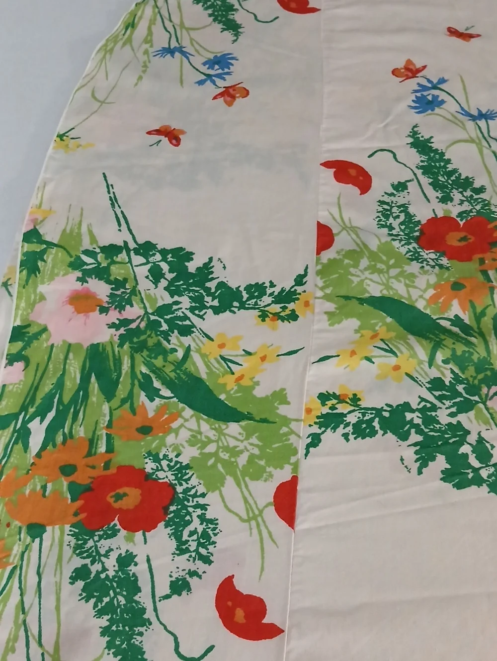 Floral Vintage Tablecloth